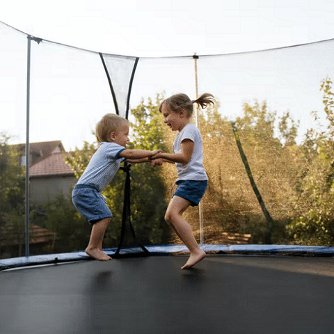 Quale dimensione del trampolino scegliere per 2 bambini in base alla loro  età?